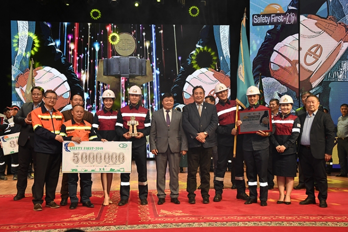 Эрдэнэсийн тээвэрчид “SAFETY FIRST-2019” тэмцээний цомын эзэд болов
